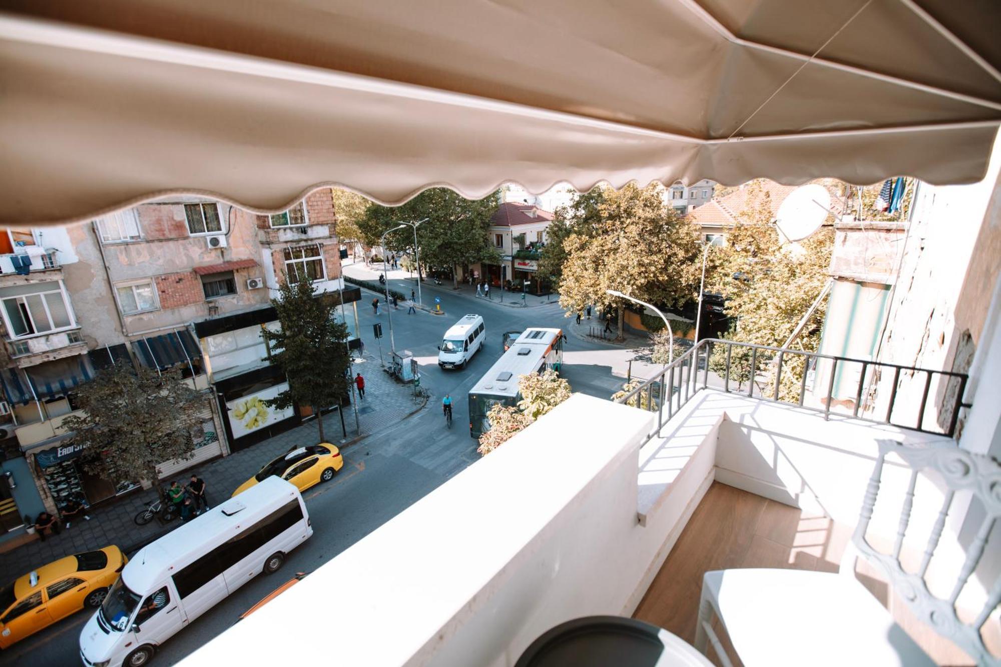 Appartement Barrikada Str Modern - The Nest